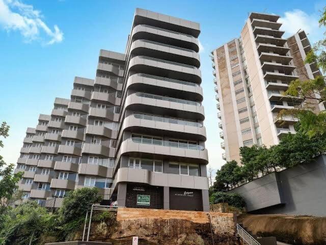 The Opera Scenic Apartment *